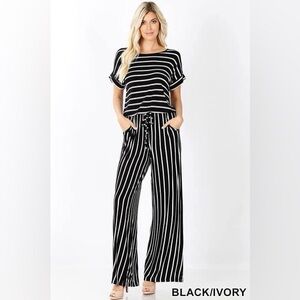 Zenana NWT buttery soft jumper with pockets